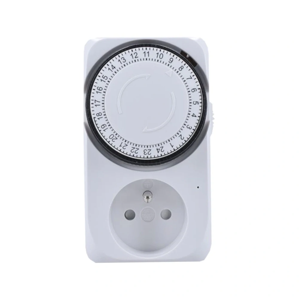 Mechanický spínací časovač do zásuvky 24 h, krok 15 min, 230 V/16 A