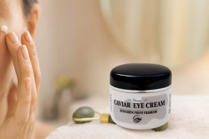 Levně Florinea Caviar Eye Cream – oční krém s kaviárovým extraktem, 30 ml (Péče o oční víčka a citlivé oční okolí s kaviárovým extraktem a avokádovým olejem.)