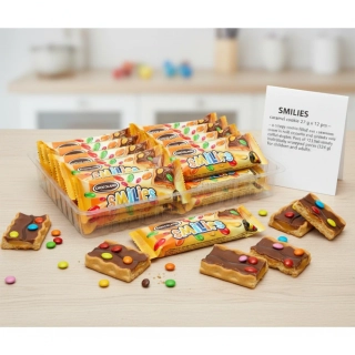 SMILIES sušenka s karamelem 27 g x 12 ks – křupavá sušenka v čokoládě s karamelovým krémem