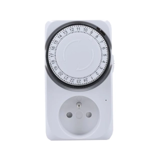 Mechanický spínací časovač do zásuvky 24 h, krok 15 min, 230 V/16 A